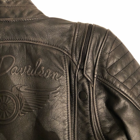 Harley Davidson Leather jAcket - Picture 4 of 8